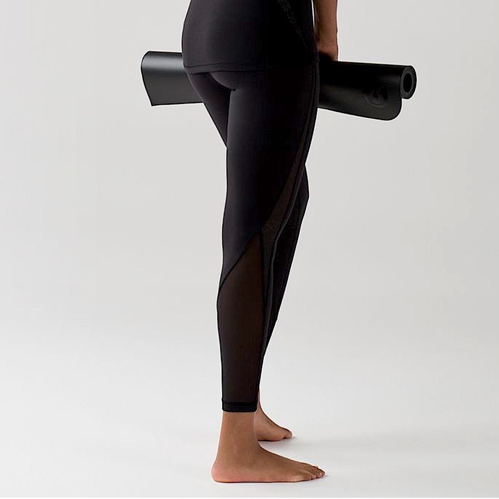 Lululemon Wunder Under Special Edition Hi-Rise Infinite Leggings in Black